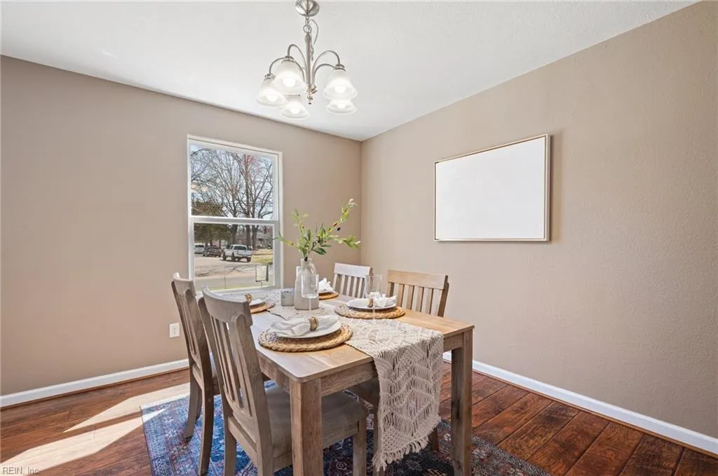 Virginia Beach, Virginia 23464, United States, 4 Bedrooms Bedrooms, ,3 BathroomsBathrooms,Residential,Pending,106859