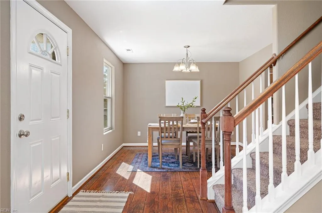 Virginia Beach, Virginia 23464, United States, 4 Bedrooms Bedrooms, ,3 BathroomsBathrooms,Residential,Pending,106859