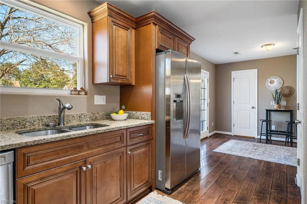 Virginia Beach, Virginia 23464, United States, 4 Bedrooms Bedrooms, ,3 BathroomsBathrooms,Residential,Pending,106859