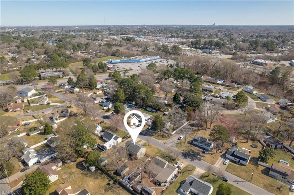 Virginia Beach, Virginia 23464, United States, 4 Bedrooms Bedrooms, ,3 BathroomsBathrooms,Residential,Pending,106859