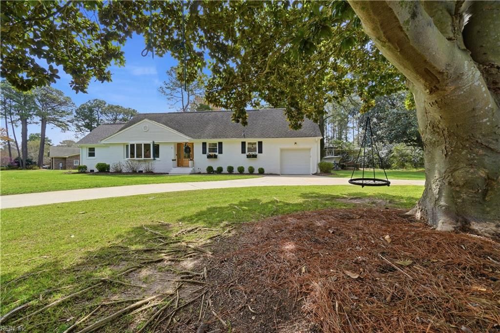 Photo of 1813 Fleet Terrace, Virginia Beach, VA 23454 (MLS # 10628955)