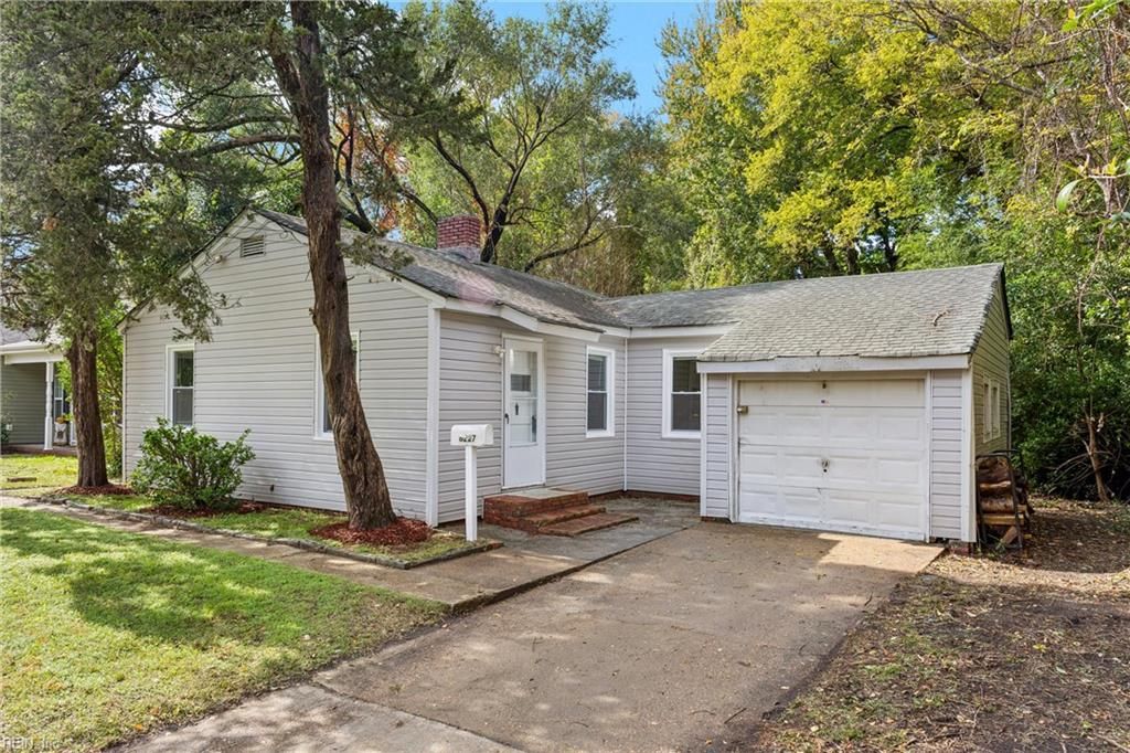 Photo of 8227 Andrew Lane, Norfolk, VA 23505 (MLS # 10625126)