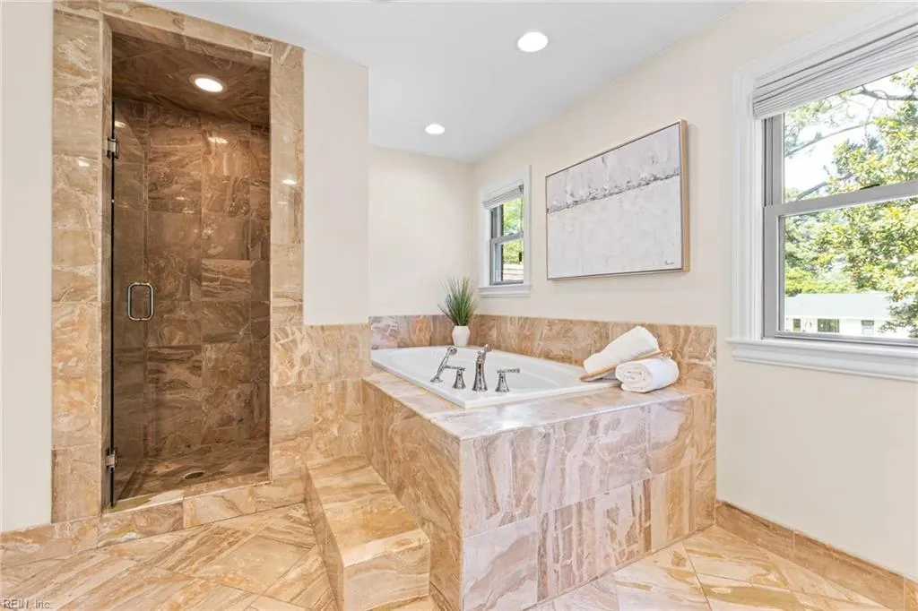 Virginia Beach, Virginia 23454, United States, 4 Bedrooms Bedrooms, ,5 BathroomsBathrooms,Residential,Active,135581