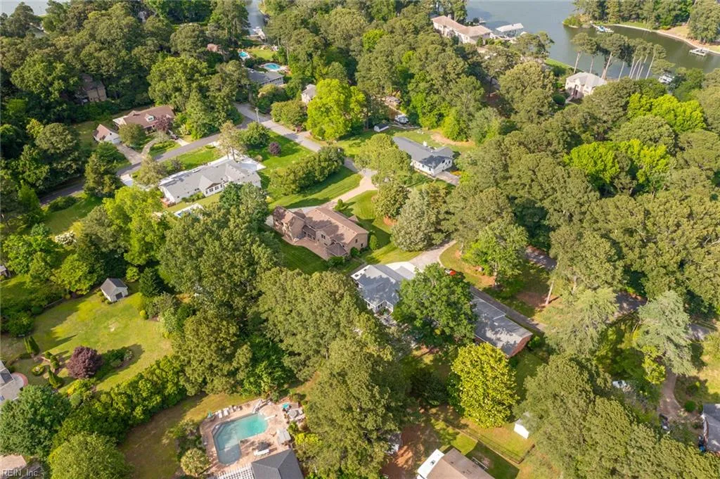 Virginia Beach, Virginia 23454, United States, 4 Bedrooms Bedrooms, ,5 BathroomsBathrooms,Residential,Active,135581