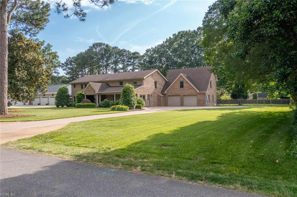 Virginia Beach, Virginia 23454, United States, 4 Bedrooms Bedrooms, ,5 BathroomsBathrooms,Residential,Active,135581