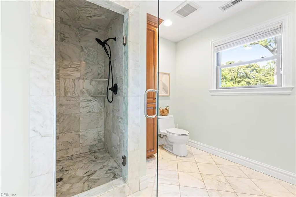 Virginia Beach, Virginia 23454, United States, 4 Bedrooms Bedrooms, ,5 BathroomsBathrooms,Residential,Active,135581