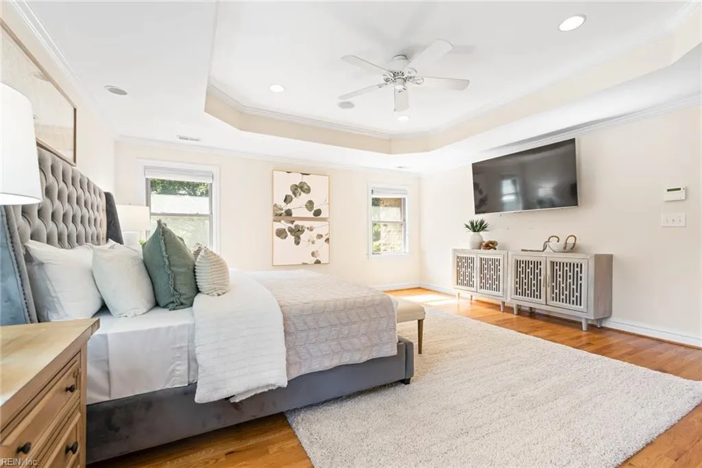 Virginia Beach, Virginia 23454, United States, 4 Bedrooms Bedrooms, ,5 BathroomsBathrooms,Residential,Active,135581