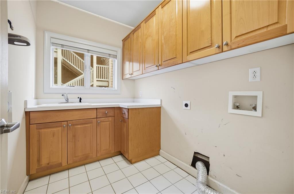 Virginia Beach, Virginia, 23451, United States, 3 Bedrooms Bedrooms, ,3 BathroomsBathrooms,Residential,Active,2015214