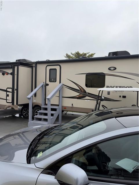 Photo of 3665 Sandpiper Road #158, Virginia Beach, VA 23456 (MLS # 10612810)