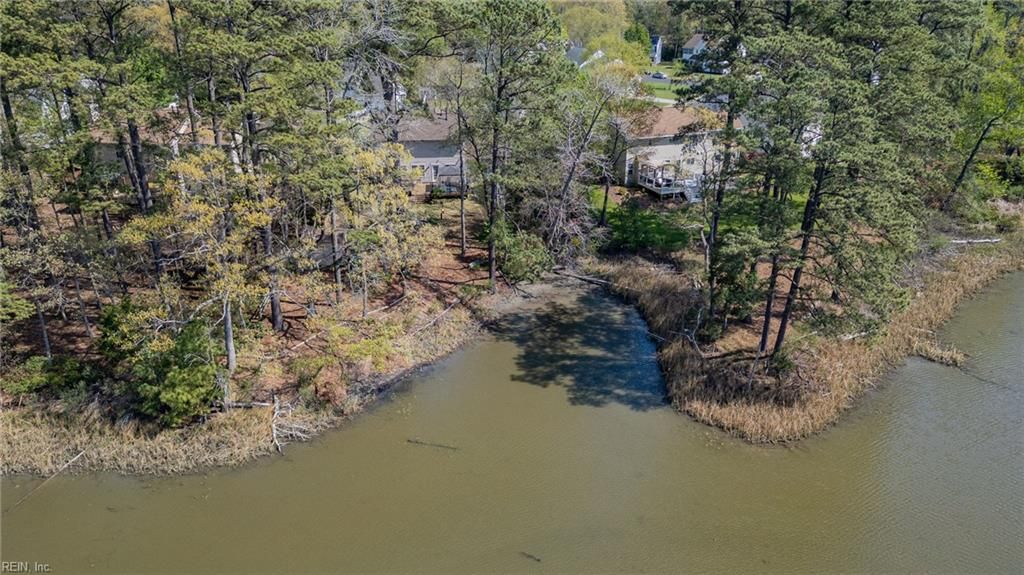 Photo of 5987 Eagle Point, Portsmouth, VA 23703 (MLS # 10629526)