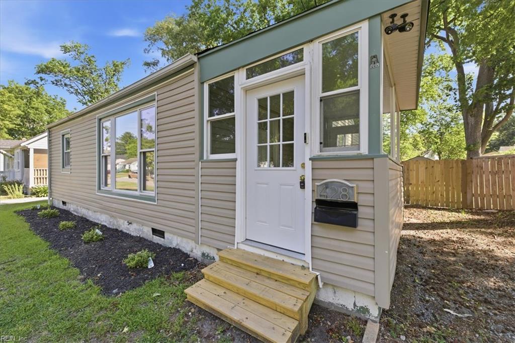 Photo of 428 Biltmore Road, Norfolk, VA 23505 (MLS # 10650523)