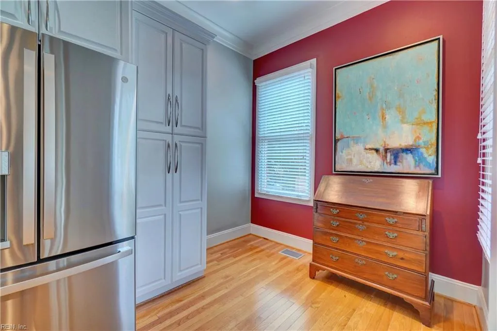 Norfolk, Virginia 23510, United States, 5 Bedrooms Bedrooms, ,5 BathroomsBathrooms,Residential,Pending,140828