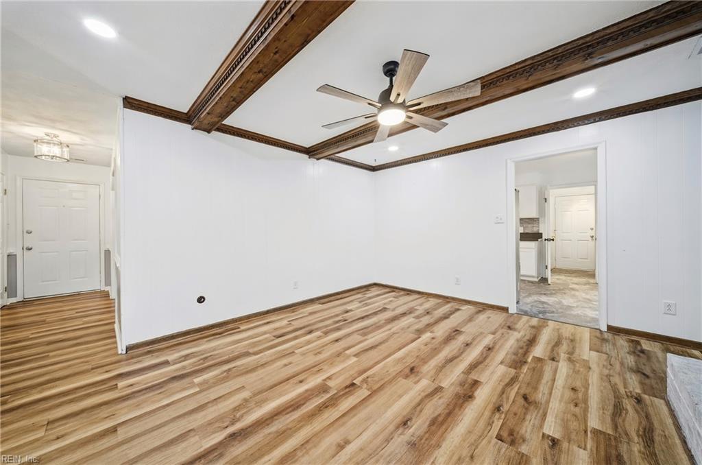Photo of 908 Landing Creek Drive, Chesapeake, VA 23323 (MLS # 10638505)