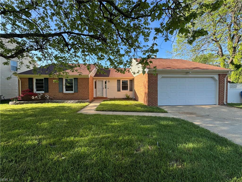 901 Woodmark CT