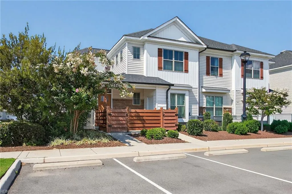 Suffolk, Virginia 23435, United States, 2 Bedrooms Bedrooms, ,2 BathroomsBathrooms,Residential,Active,200514 Suffolk, Virginia 23435, United States, 2 Bedrooms Bedrooms, ,2 BathroomsBathrooms,Residential,Active,200514