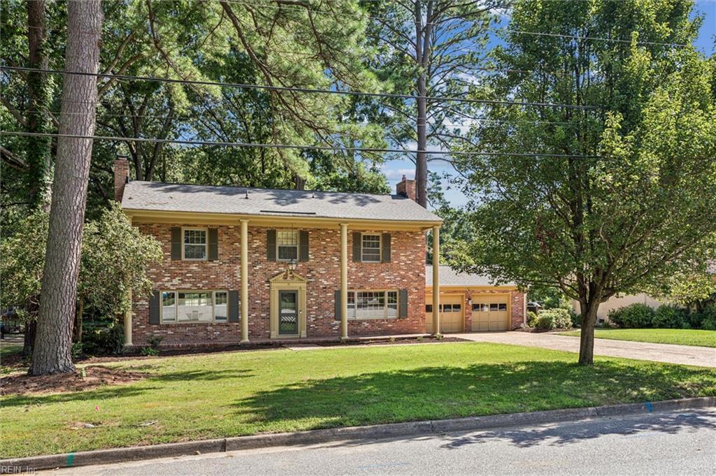 15 Garland DR