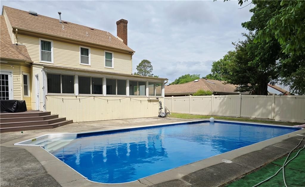 Photo of 2113 Spinning Wheel Court, Virginia Beach, VA 23456 (MLS # 10632118)