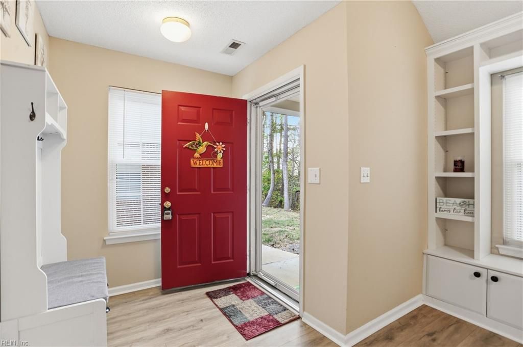 Photo of 713 Oak Mill Lane, Newport News, VA 23602 (MLS # 10627903)