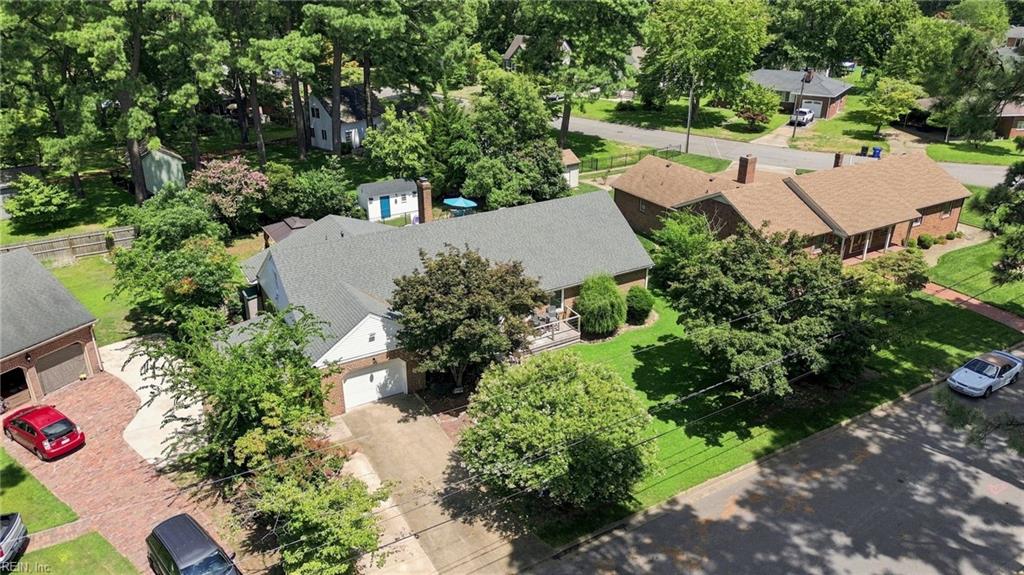 Photo of 5 Lynn Drive, Portsmouth, VA 23707 (MLS # 10653297)