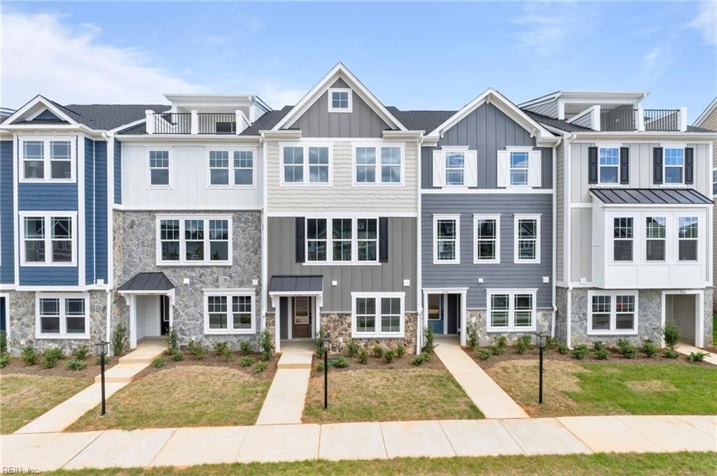Photo of 5 Bracewell Lane, Yorktown, VA 23692 (MLS # 10631903)