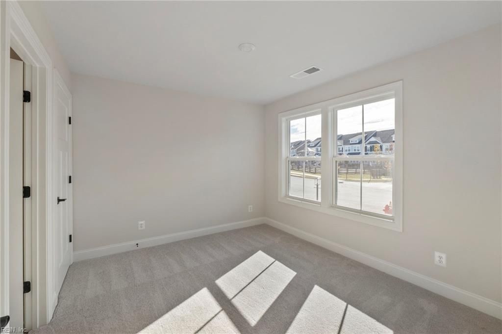 Photo of 5 Bracewell Lane, Yorktown, VA 23692 (MLS # 10631903)