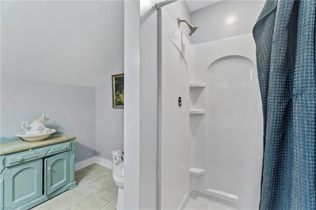 Norfolk, Virginia 23502, United States, 4 Bedrooms Bedrooms, ,2 BathroomsBathrooms,Residential,Pending,108642