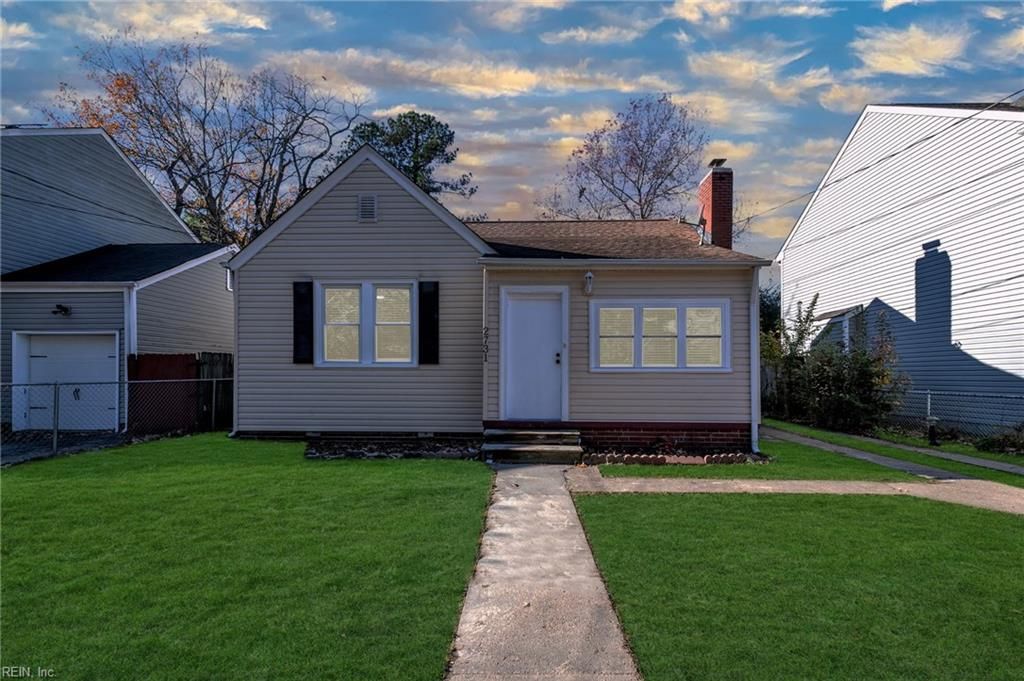 Photo of 2731 Bapaume Avenue, Norfolk, VA 23509 (MLS # 10612693)