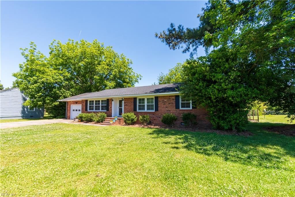 Photo of 306 Jessup Street, Elizabeth City, NC 27909 (MLS # 10636410)