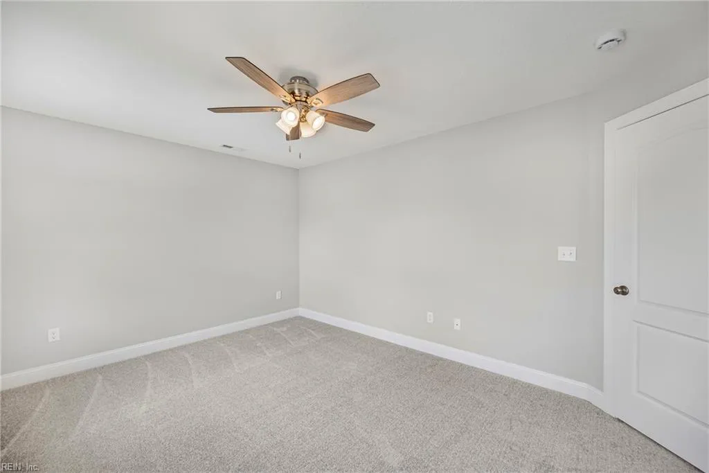 Suffolk, Virginia 23434, United States, 4 Bedrooms Bedrooms, ,3 BathroomsBathrooms,Residential,Pending,102289