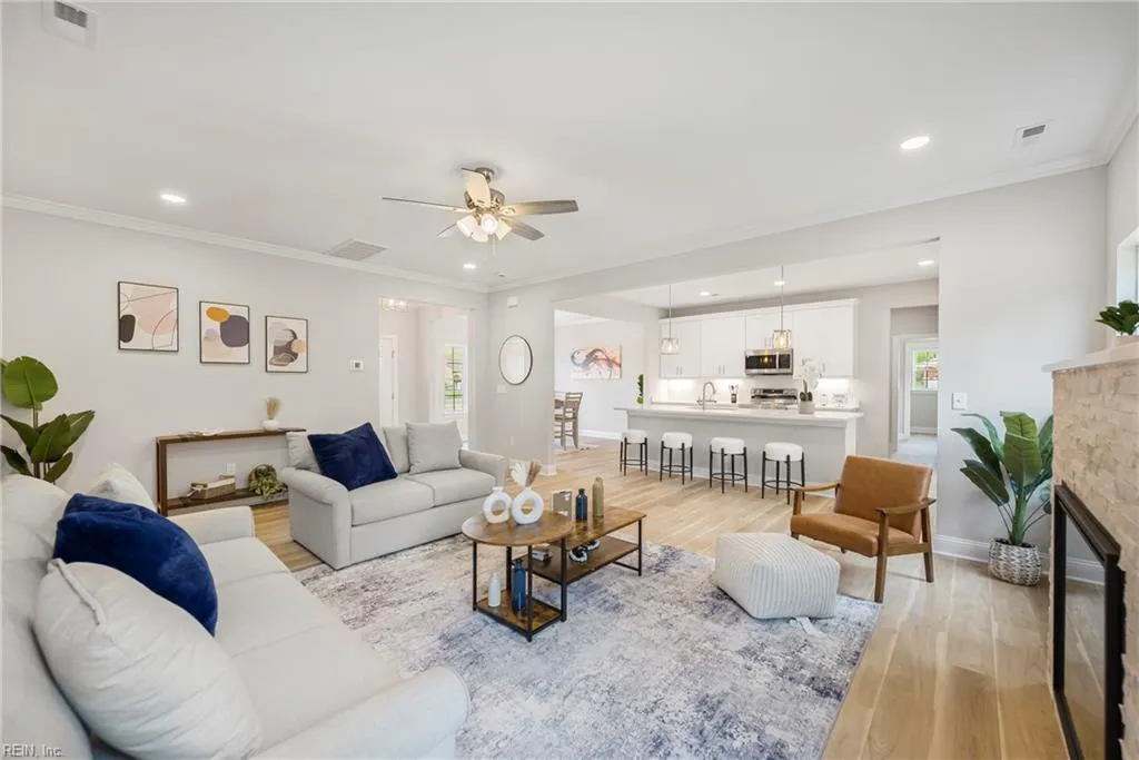 Suffolk, Virginia 23434, United States, 4 Bedrooms Bedrooms, ,3 BathroomsBathrooms,Residential,Pending,102289