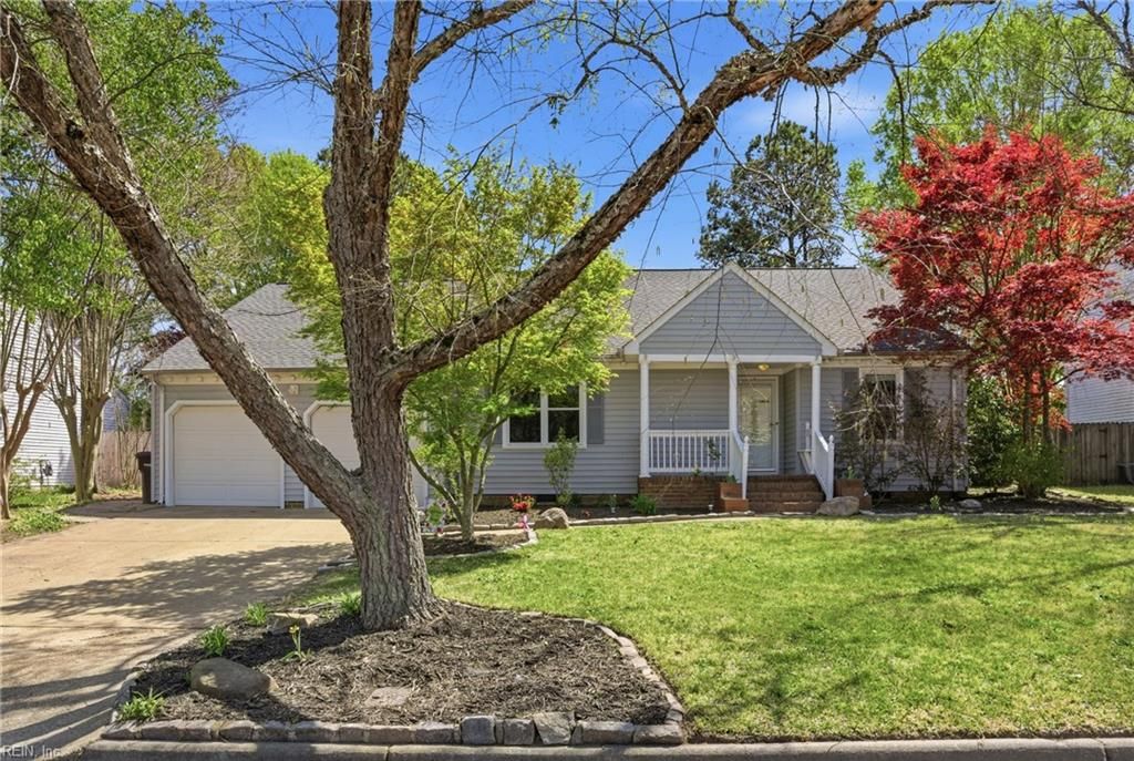 Photo of 749 Willow Bend Drive, Chesapeake, VA 23323 (MLS # 10627985)