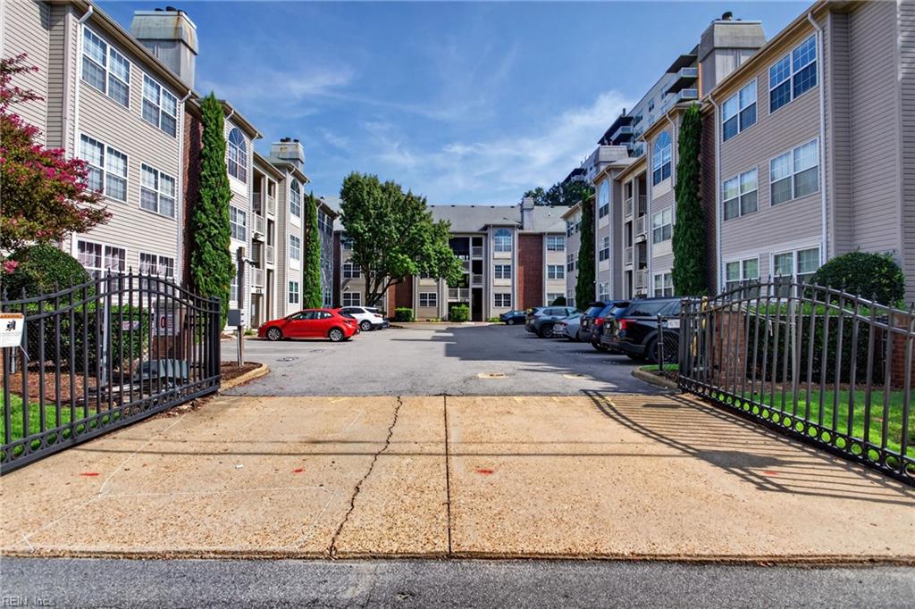 Photo of 418 Delaware Avenue #205, Norfolk, VA 23508 (MLS # 10651994)