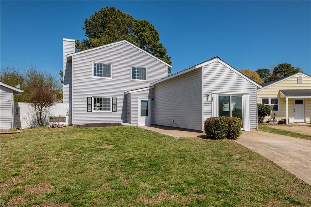 Photo of 3812 Sugar Creek Circle, Portsmouth, VA 23703 (MLS # 10626991)