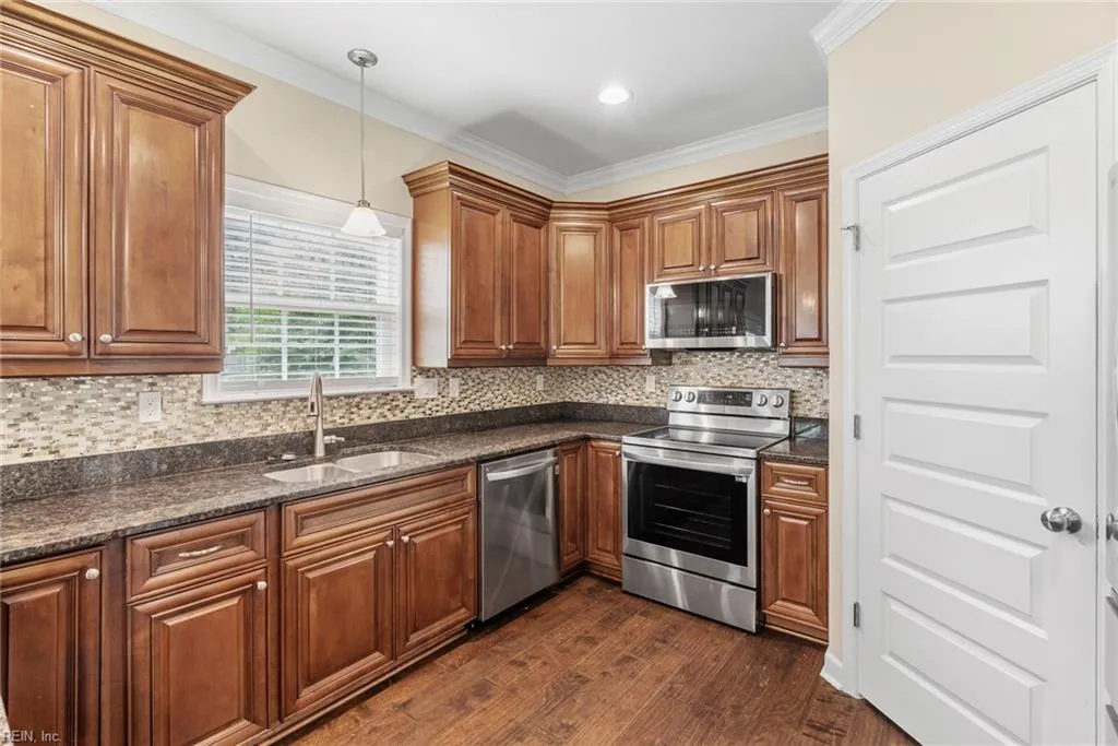 Norfolk, Virginia 23502, United States, 4 Bedrooms Bedrooms, ,3 BathroomsBathrooms,Residential,Active,146483