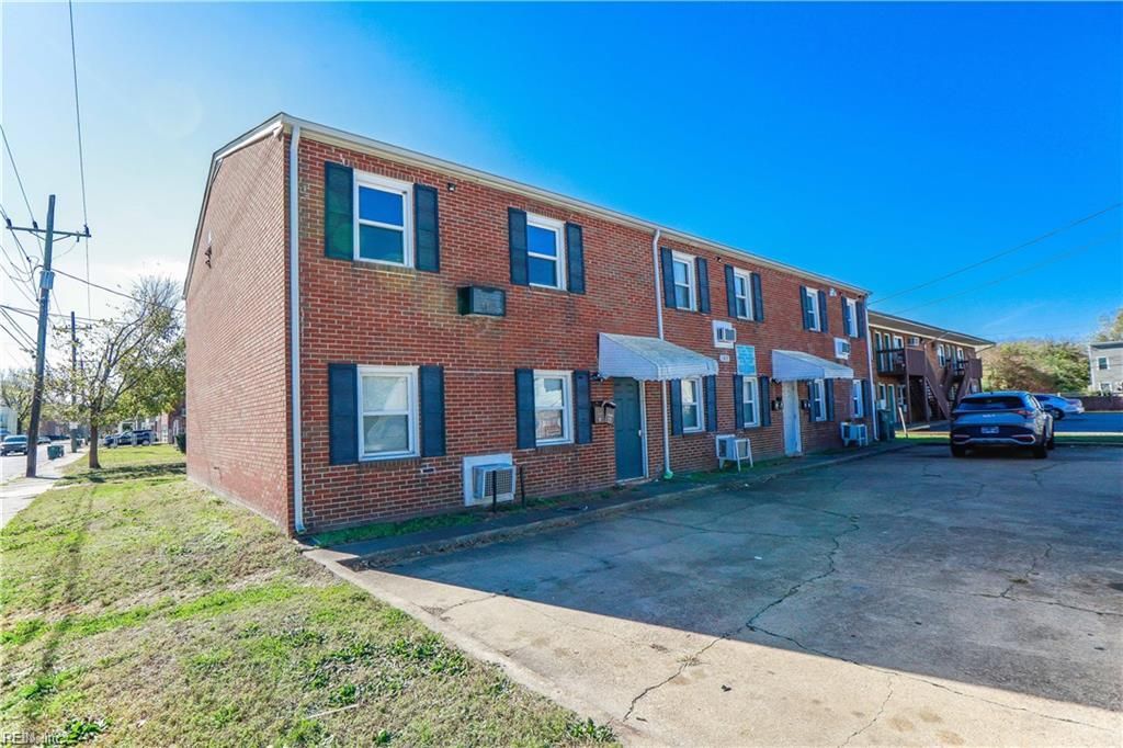 Photo of 1419 Goff Street, Norfolk, VA 23504 (MLS # 10626644)