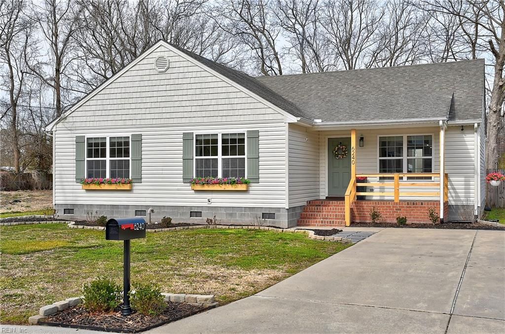 Photo of 6240 OLD TOWNPOINT Road, Suffolk, VA 23435 (MLS # 10635262)