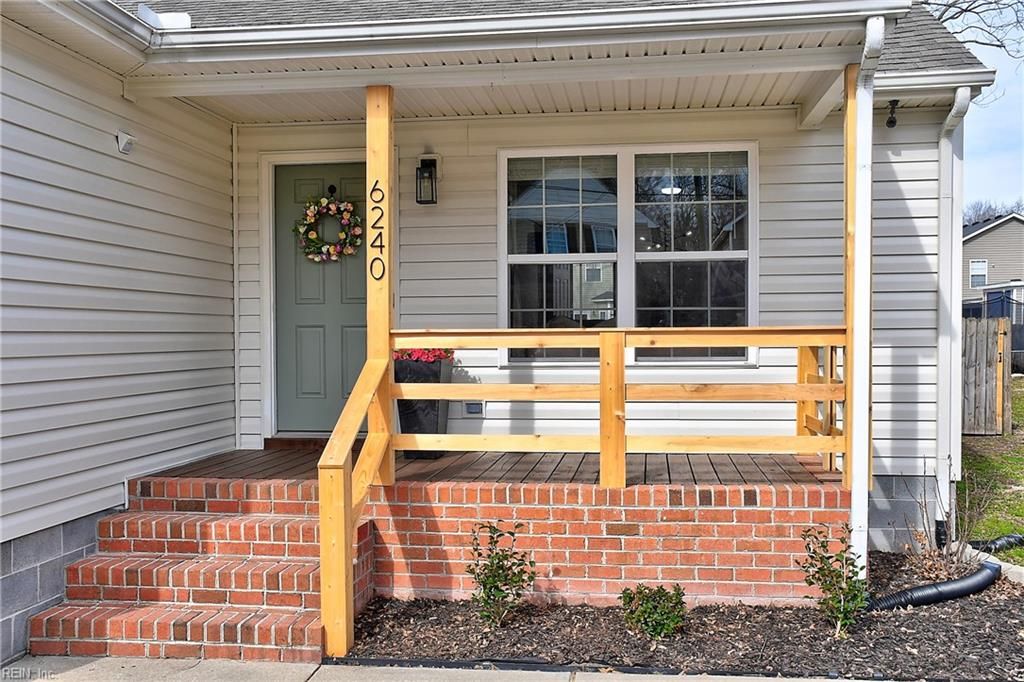 Photo of 6240 OLD TOWNPOINT Road, Suffolk, VA 23435 (MLS # 10635262)