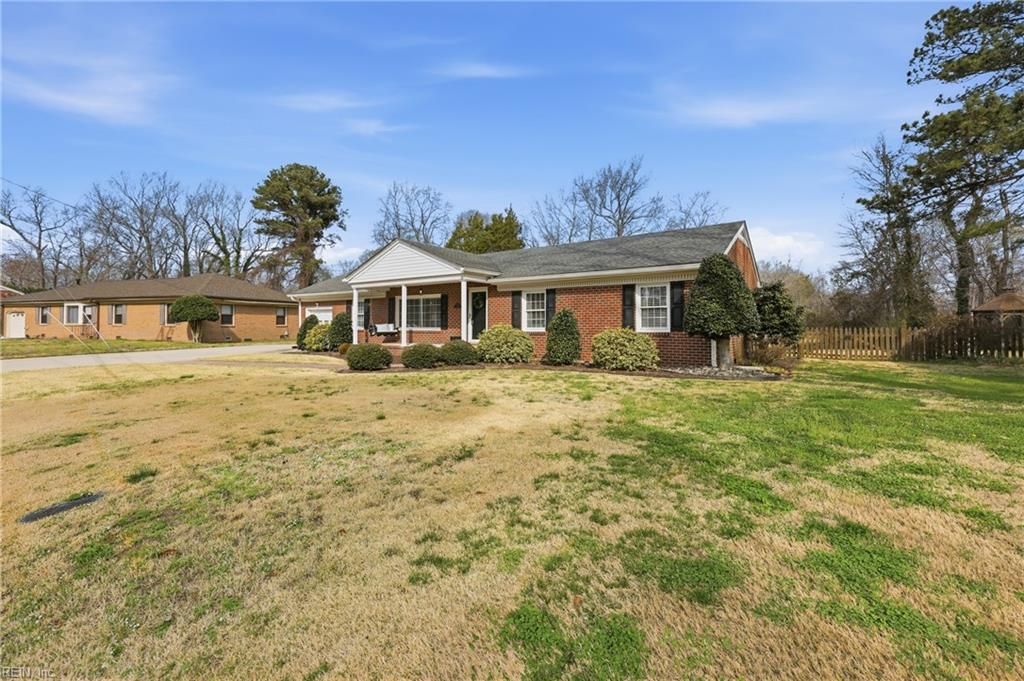 Photo of 2420 River Oaks Drive, Chesapeake, VA 23321 (MLS # 10624573)