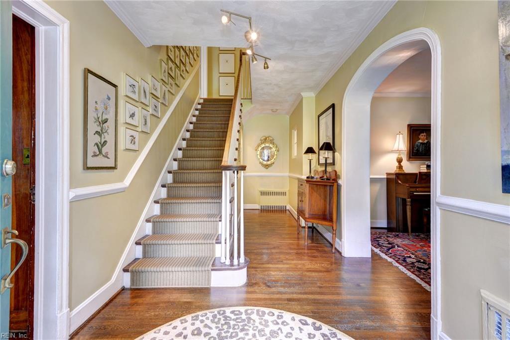 21 Westover RD