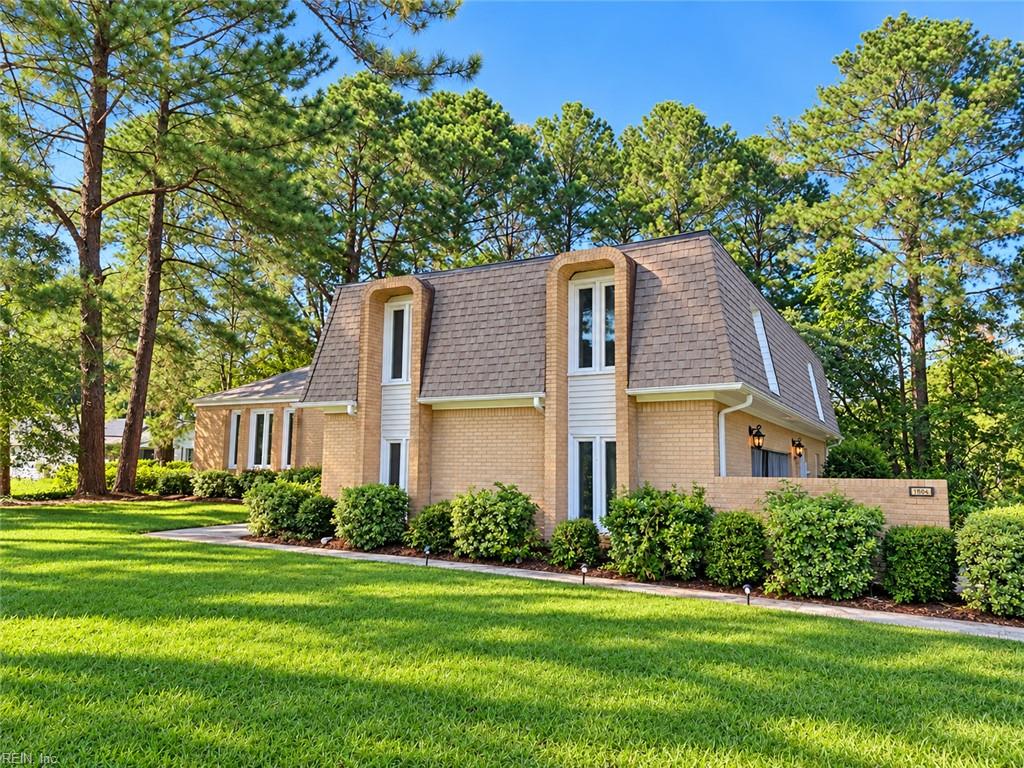 Photo of 6604 Pinewood Court, Virginia Beach, VA 23464 (MLS # 10654663)