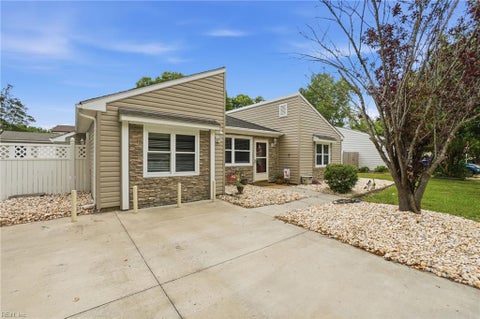 Photo for 1359 Cypress PL