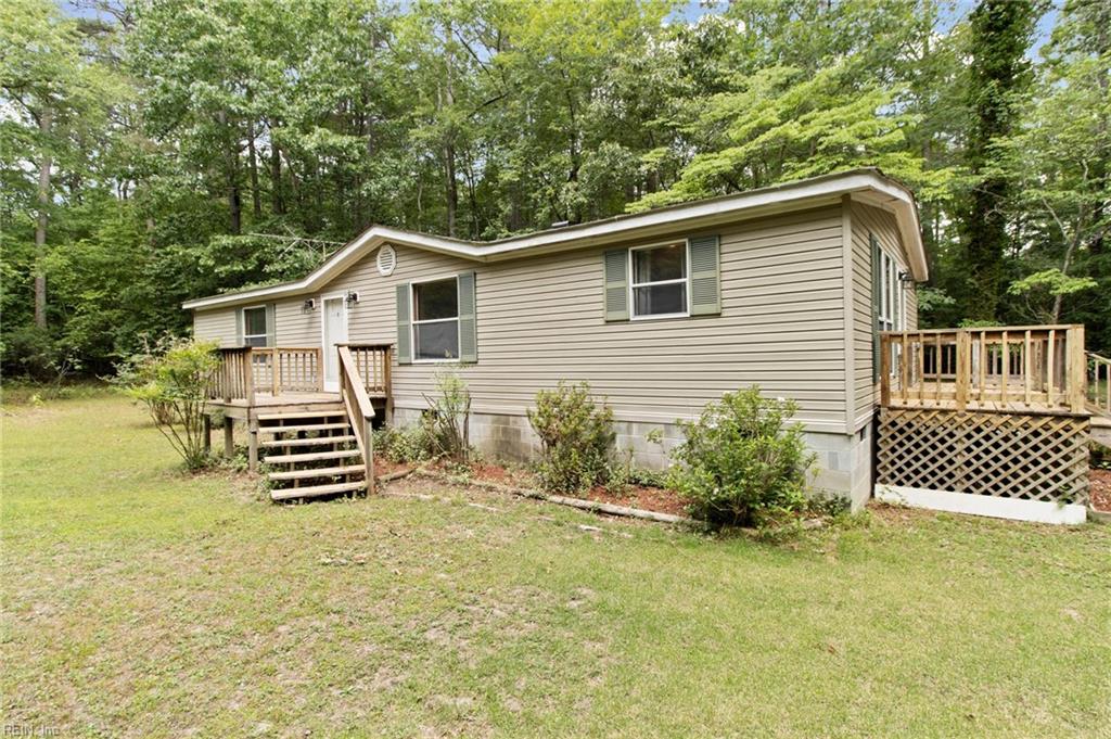 Photo of 7695 Wagon Run Road, Gloucester, VA 23061 (MLS # 10639288)