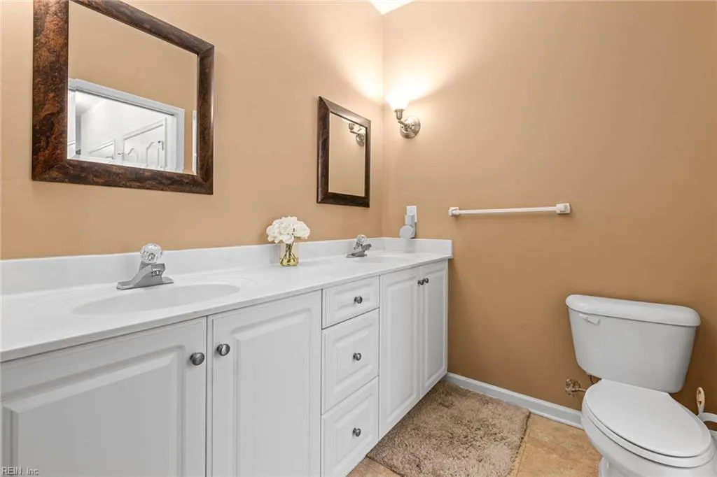 Virginia Beach, Virginia 23455, United States, 3 Bedrooms Bedrooms, ,3 BathroomsBathrooms,Residential,Active,235544