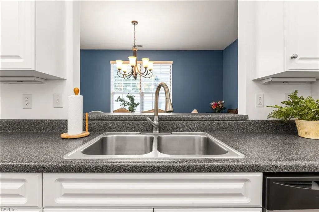 Virginia Beach, Virginia 23455, United States, 3 Bedrooms Bedrooms, ,3 BathroomsBathrooms,Residential,Active,235544