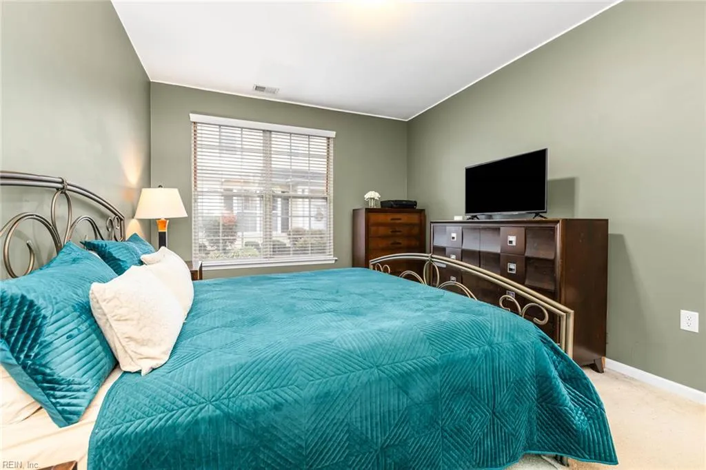 Virginia Beach, Virginia 23455, United States, 3 Bedrooms Bedrooms, ,3 BathroomsBathrooms,Residential,Active,235544