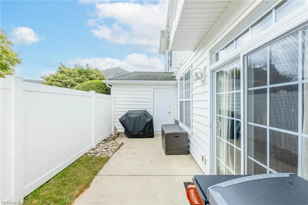 Virginia Beach, Virginia 23455, United States, 3 Bedrooms Bedrooms, ,3 BathroomsBathrooms,Residential,Active,235544