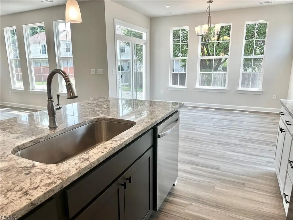 Suffolk, Virginia 23434, United States, 3 Bedrooms Bedrooms, ,3 BathroomsBathrooms,Residential,Active,16281