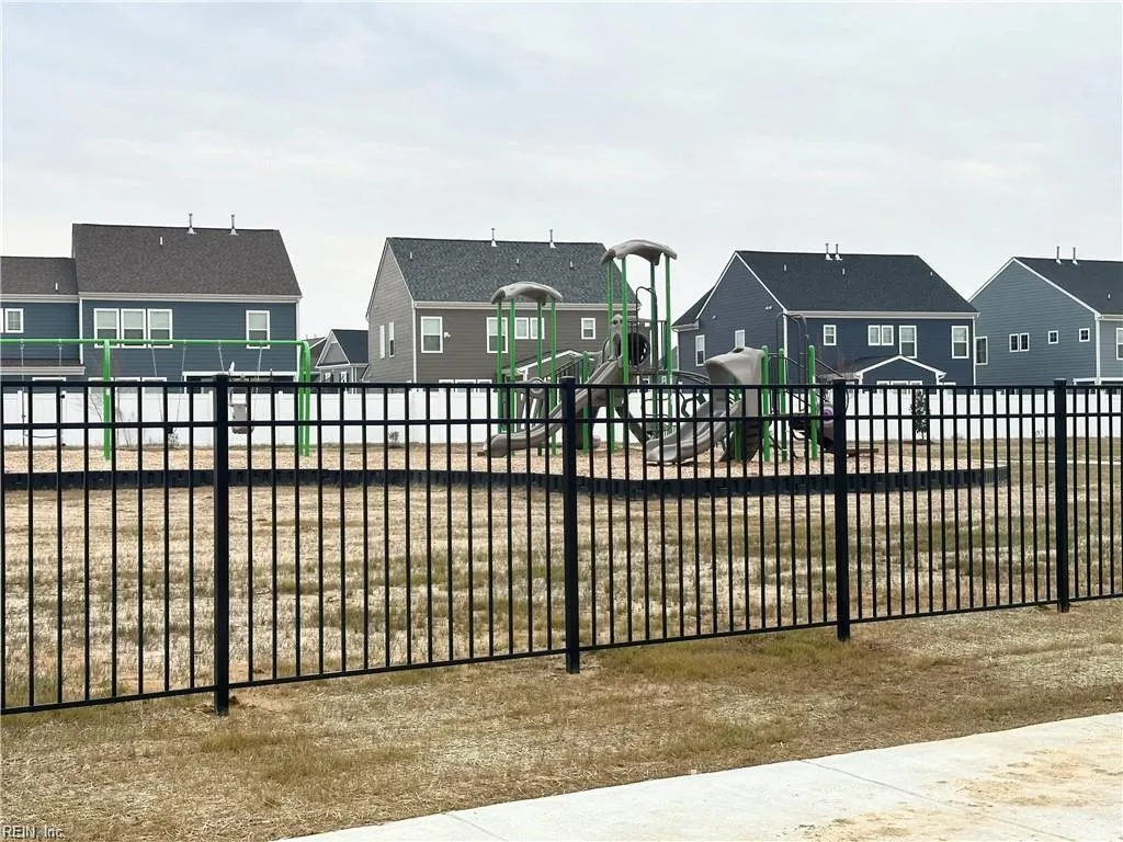 Suffolk, Virginia 23434, United States, 3 Bedrooms Bedrooms, ,3 BathroomsBathrooms,Residential,Active,16281