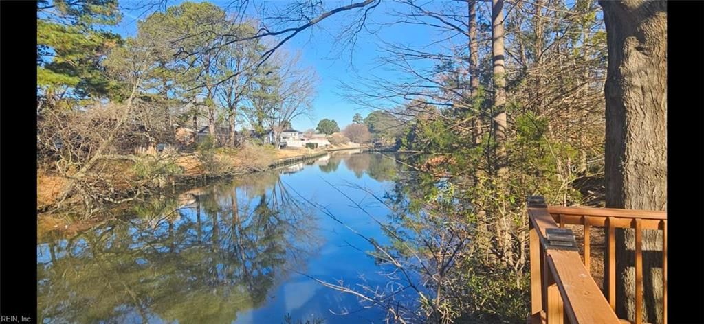 Photo of 229 Oakengate Turn, Virginia Beach, VA 23462 (MLS # 10614875)