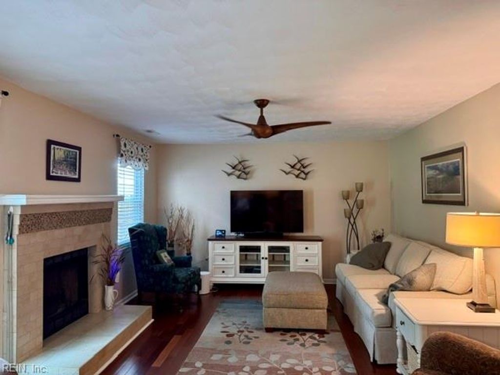 Photo of 1236 Eagle Way, Virginia Beach, VA 23456 (MLS # 10640933)
